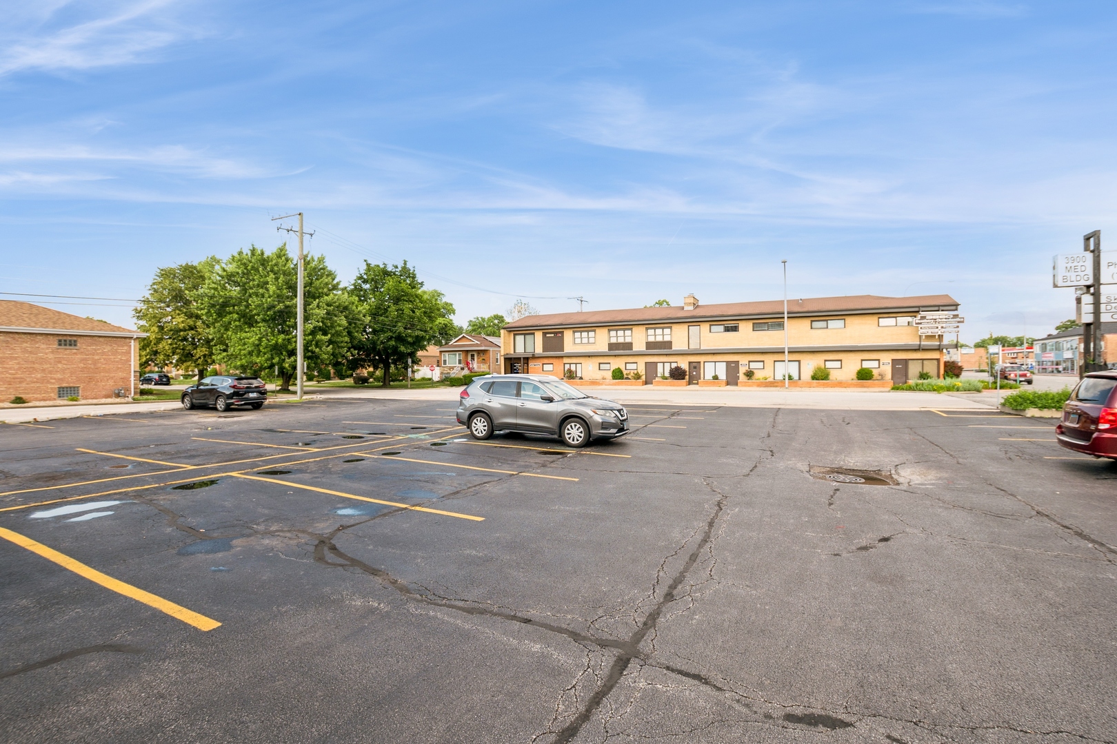 3900 W 95th Street #9, Evergreen Park, IL 60805