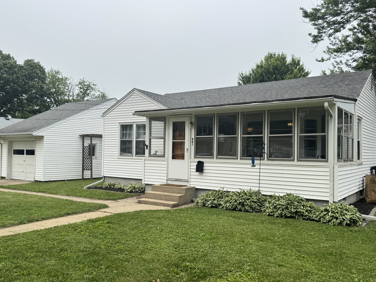 901 N Knox Street, Princeton, IL 61356