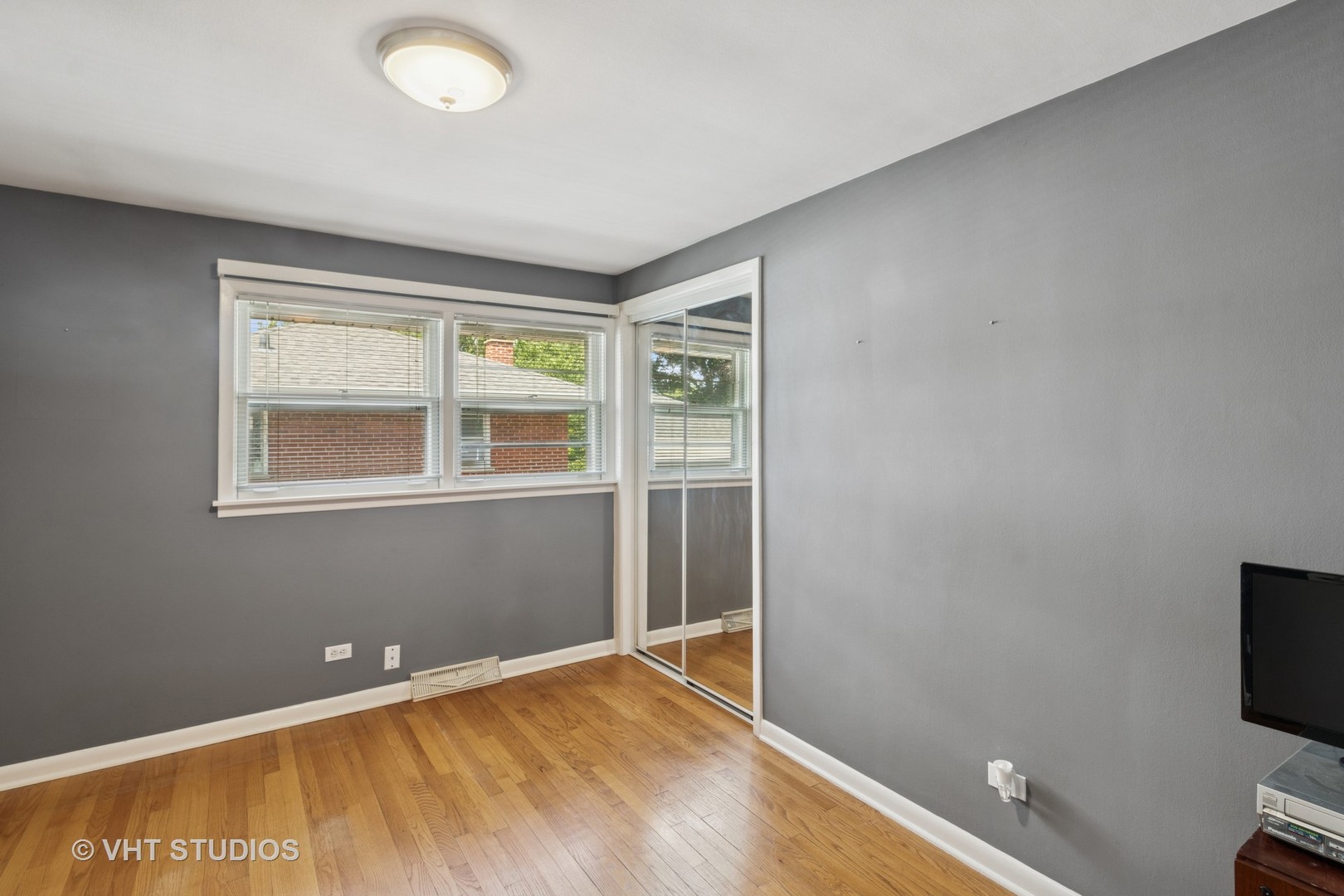 53 N Main Street, Glen Ellyn, IL 60137