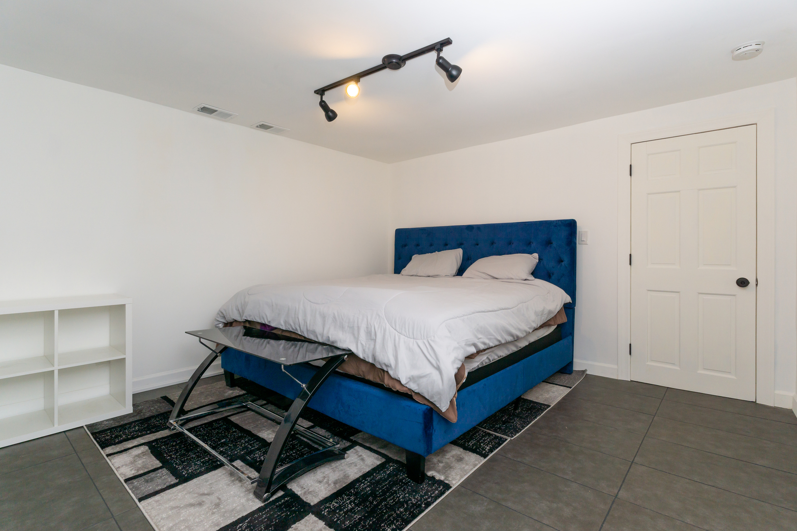 1217 W Hood Avenue #G, Chicago, IL 60660