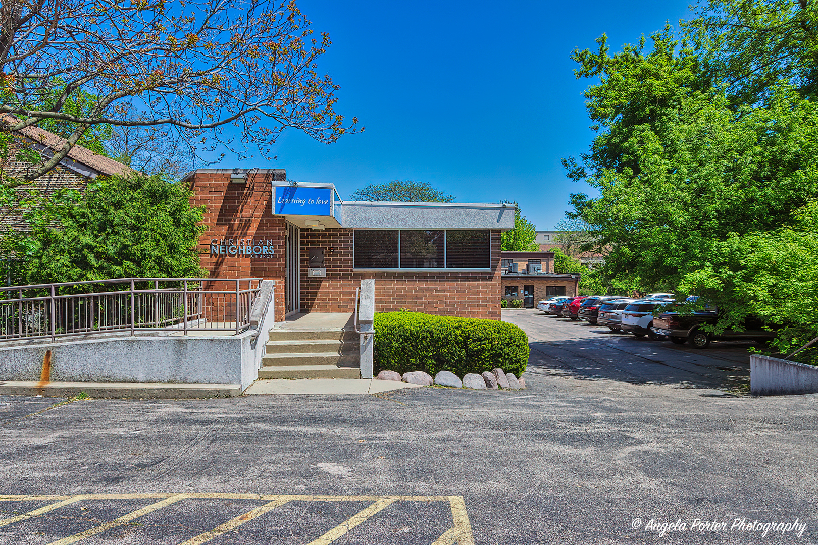 222 N County Street, Waukegan, IL 60085