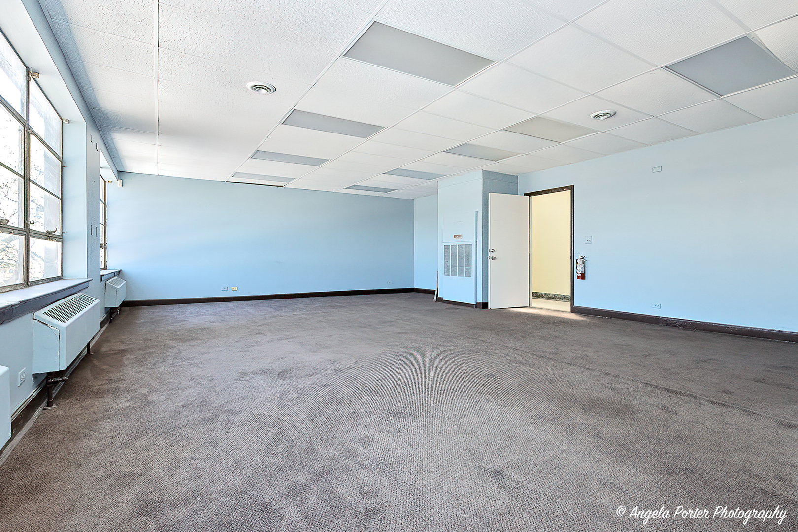 228 N GENESEE Street, Waukegan, IL 60085