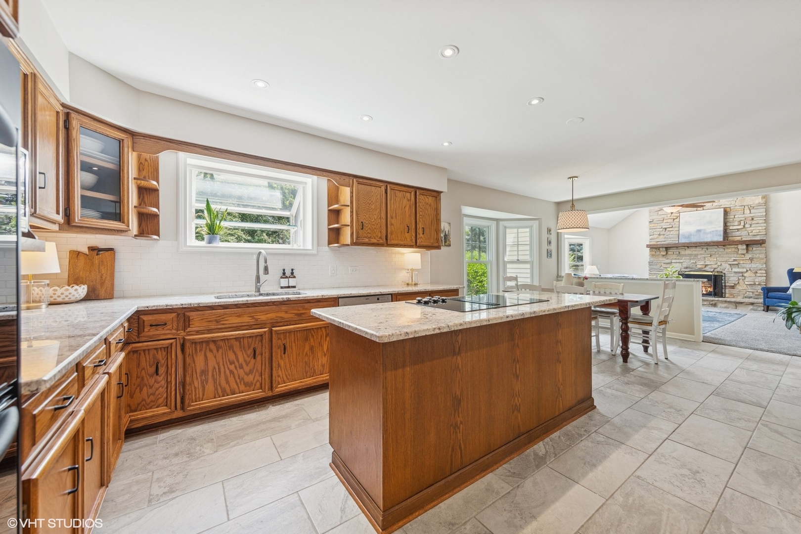 1808 Beloit Court, Naperville, IL 60565