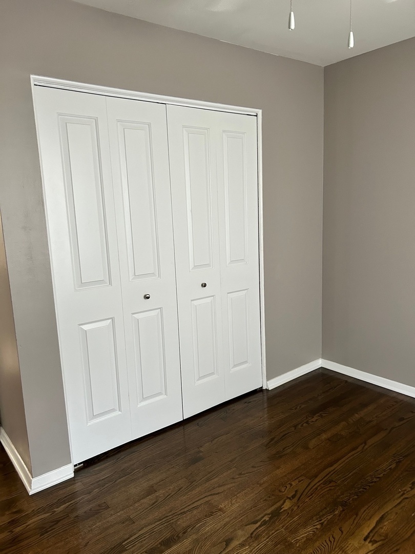 607 W Maude Avenue, Arlington Heights, IL 60004