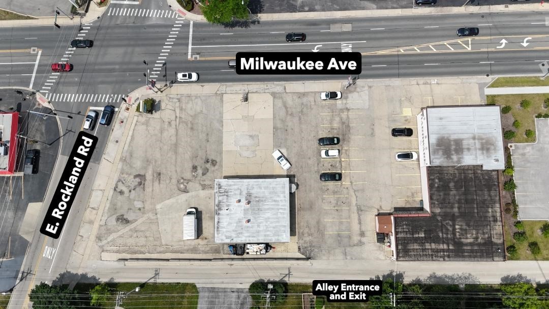 426 S Milwaukee Avenue, Libertyville, IL 60048