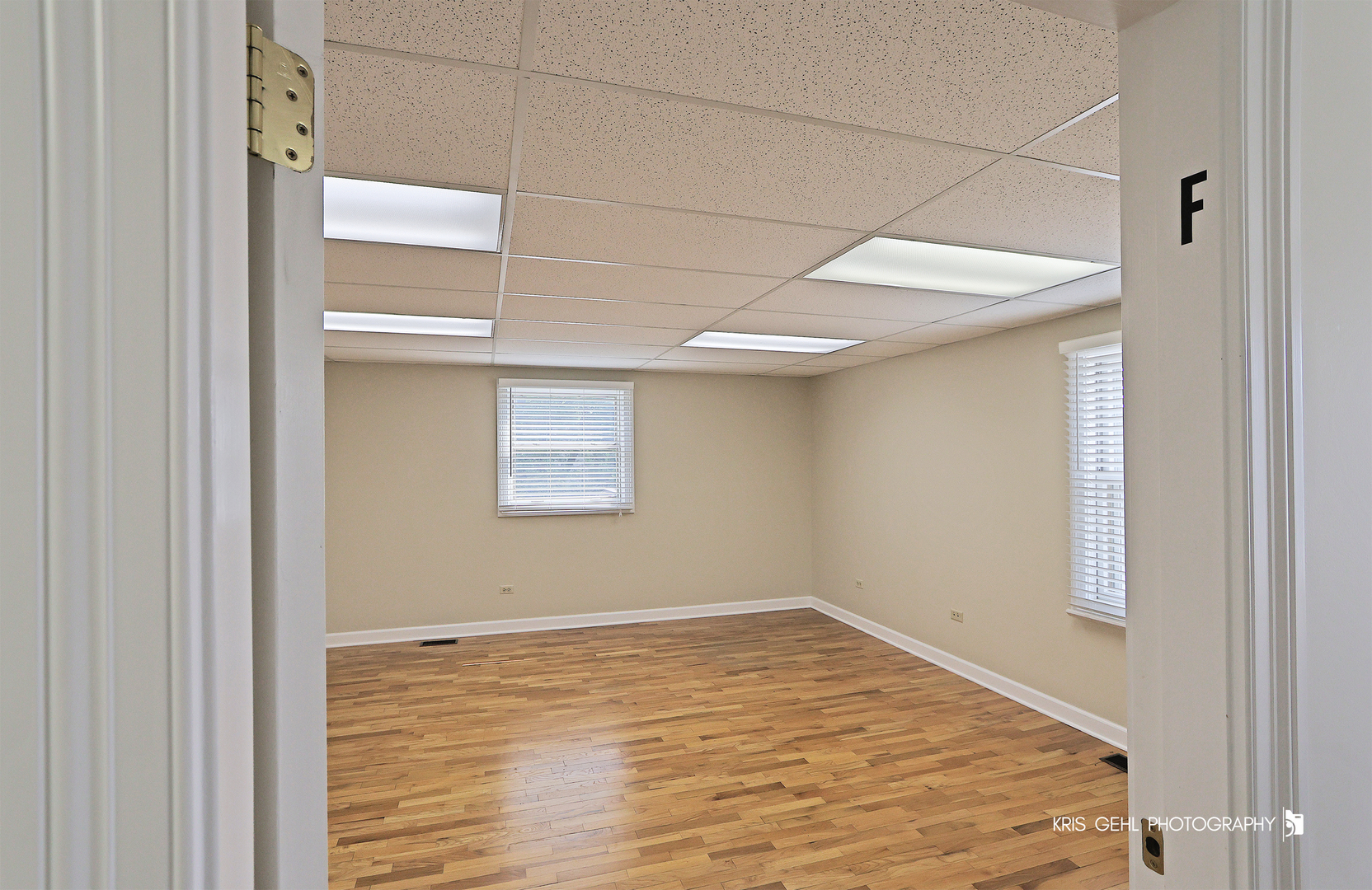 426 S Milwaukee Avenue, Libertyville, IL 60048
