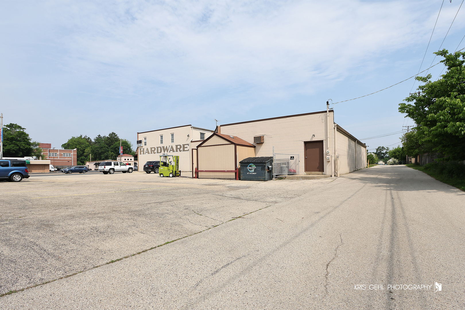 426 S Milwaukee Avenue, Libertyville, IL 60048