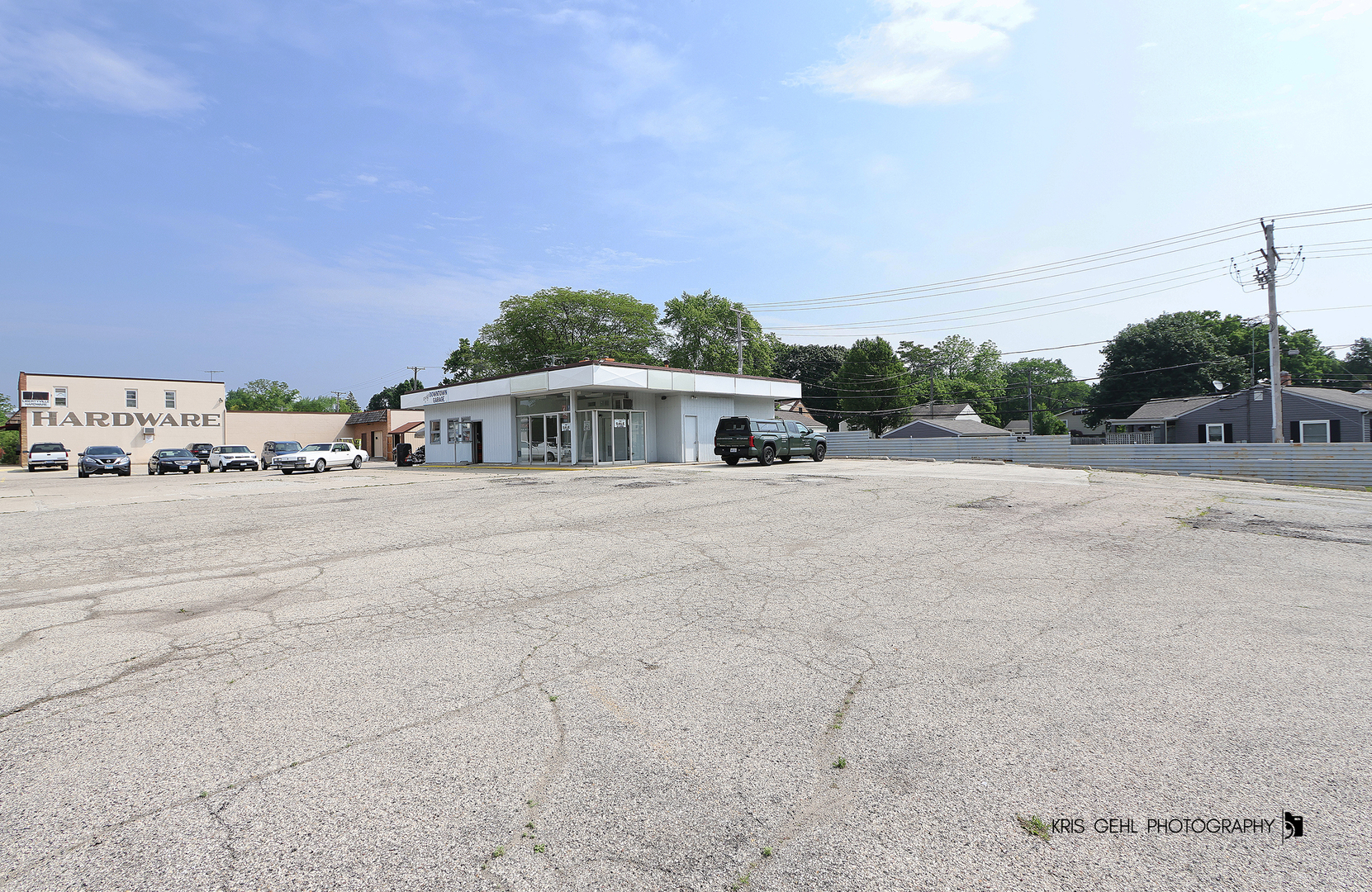 426 S Milwaukee Avenue, Libertyville, IL 60048