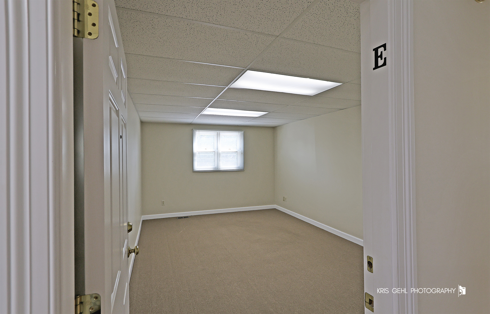 426 S Milwaukee Avenue, Libertyville, IL 60048