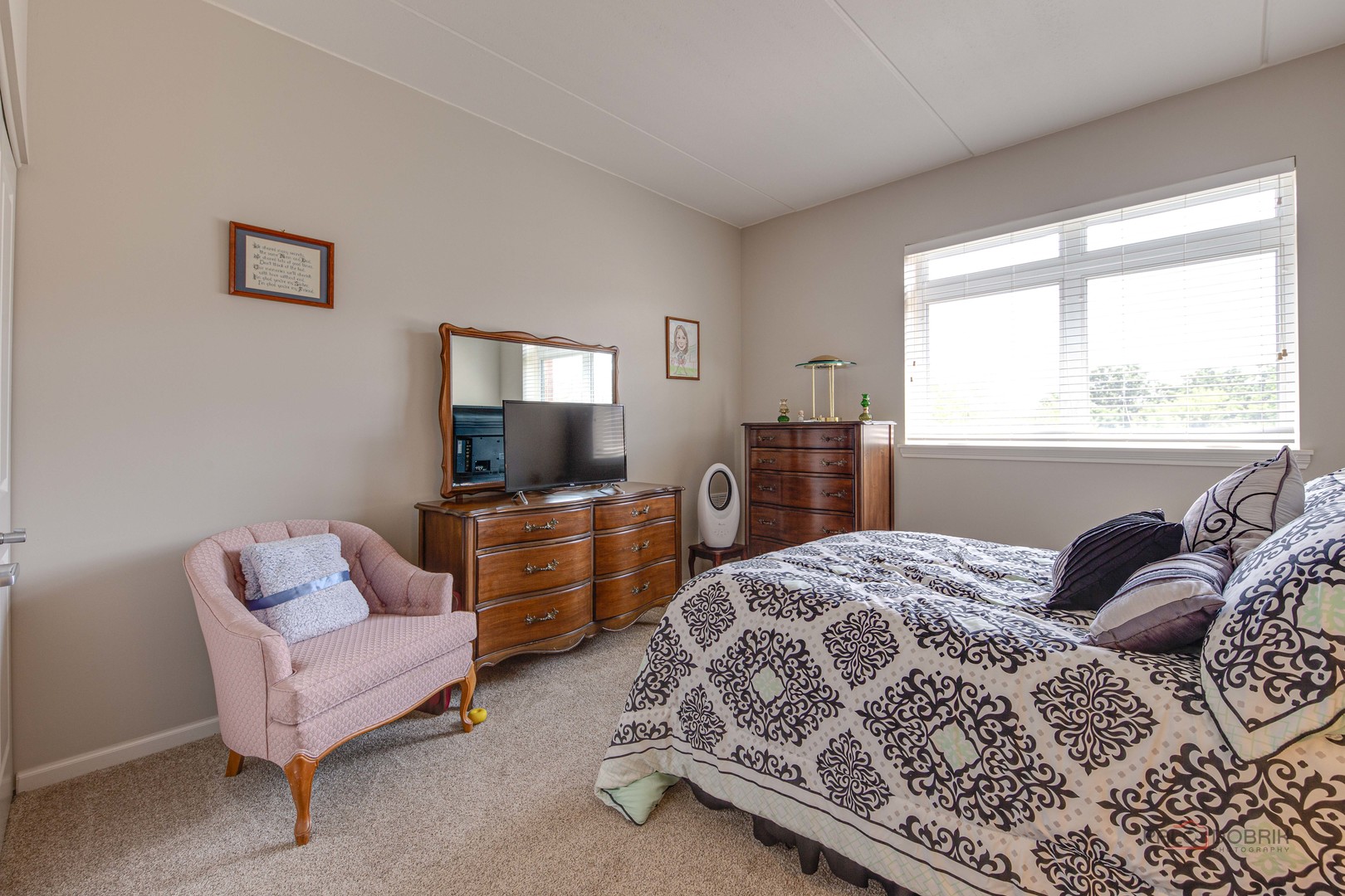 1199 E Port Clinton Road #209, Vernon Hills, IL 60061