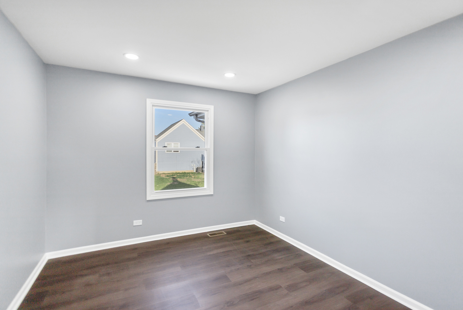 8 Cheswick Court, Schaumburg, IL 60194