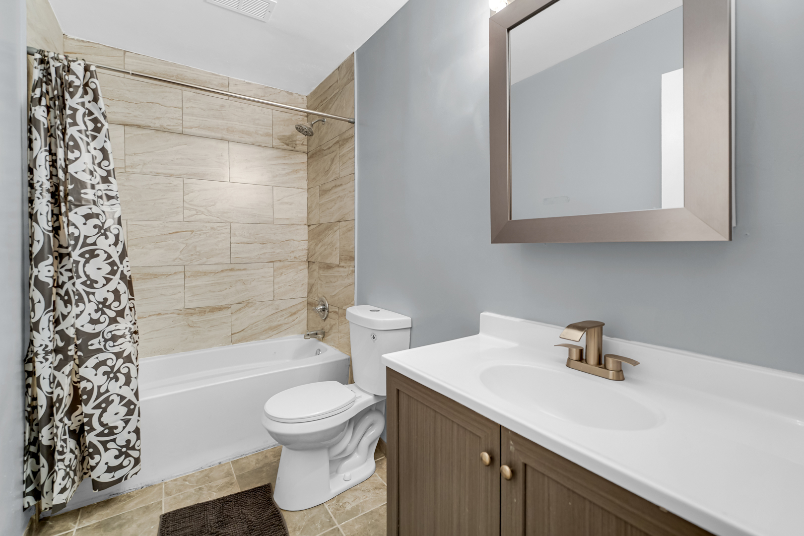 18340 Glen Oak Avenue #1D, Lansing, IL 60438