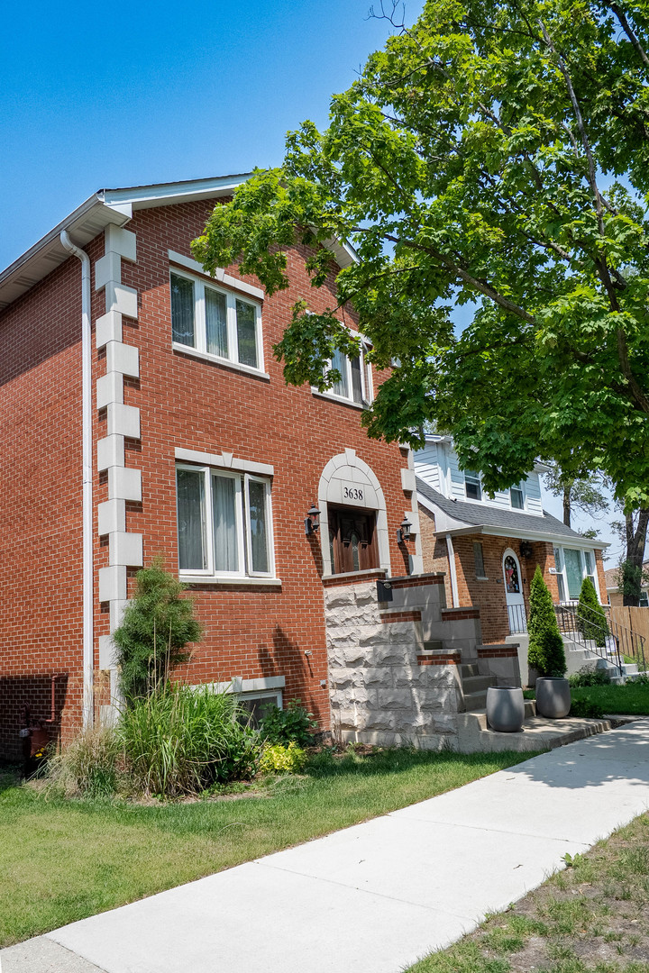 3638 N ODELL Avenue, Chicago, IL 60634