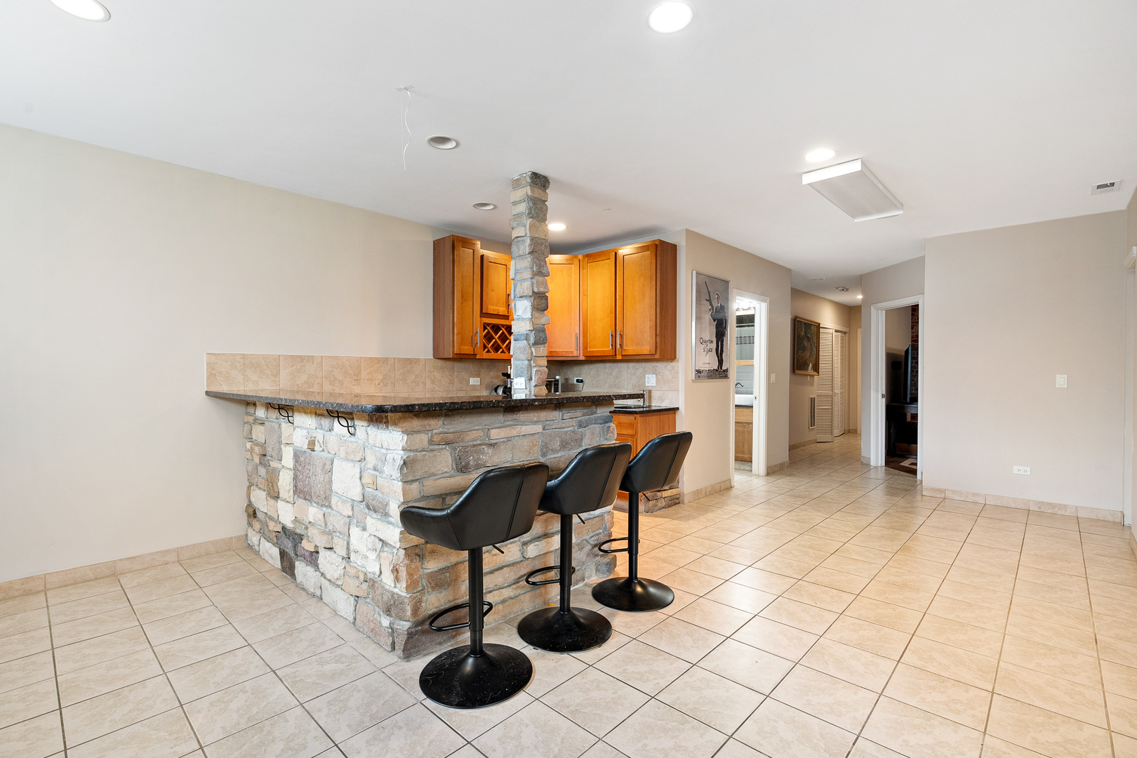 3638 N ODELL Avenue, Chicago, IL 60634