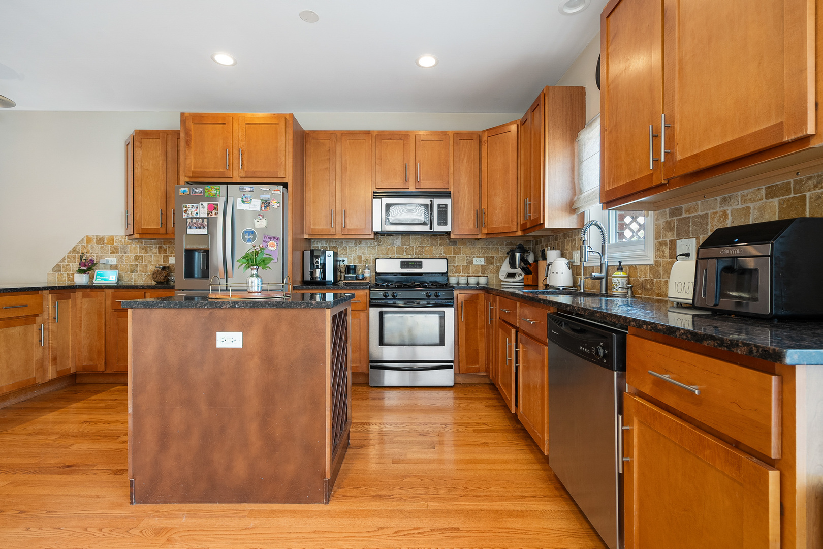 3638 N ODELL Avenue, Chicago, IL 60634