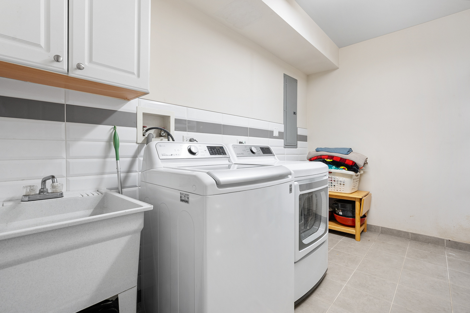 3638 N ODELL Avenue, Chicago, IL 60634