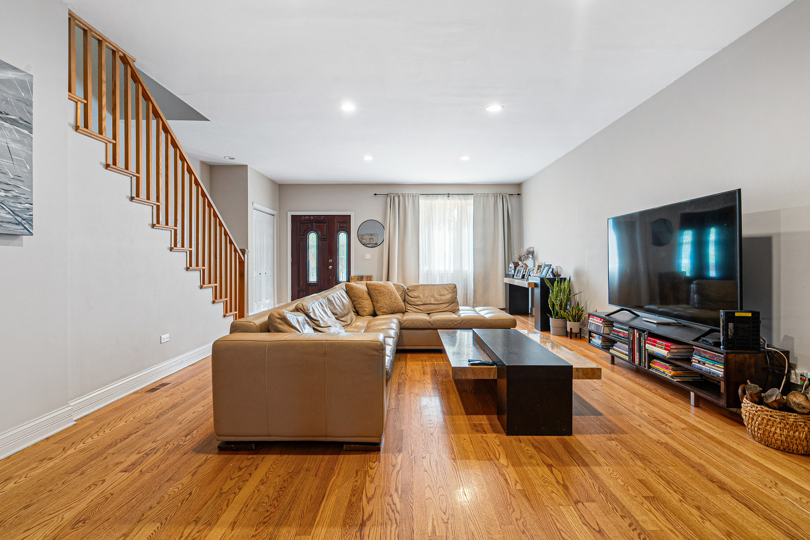 3638 N ODELL Avenue, Chicago, IL 60634