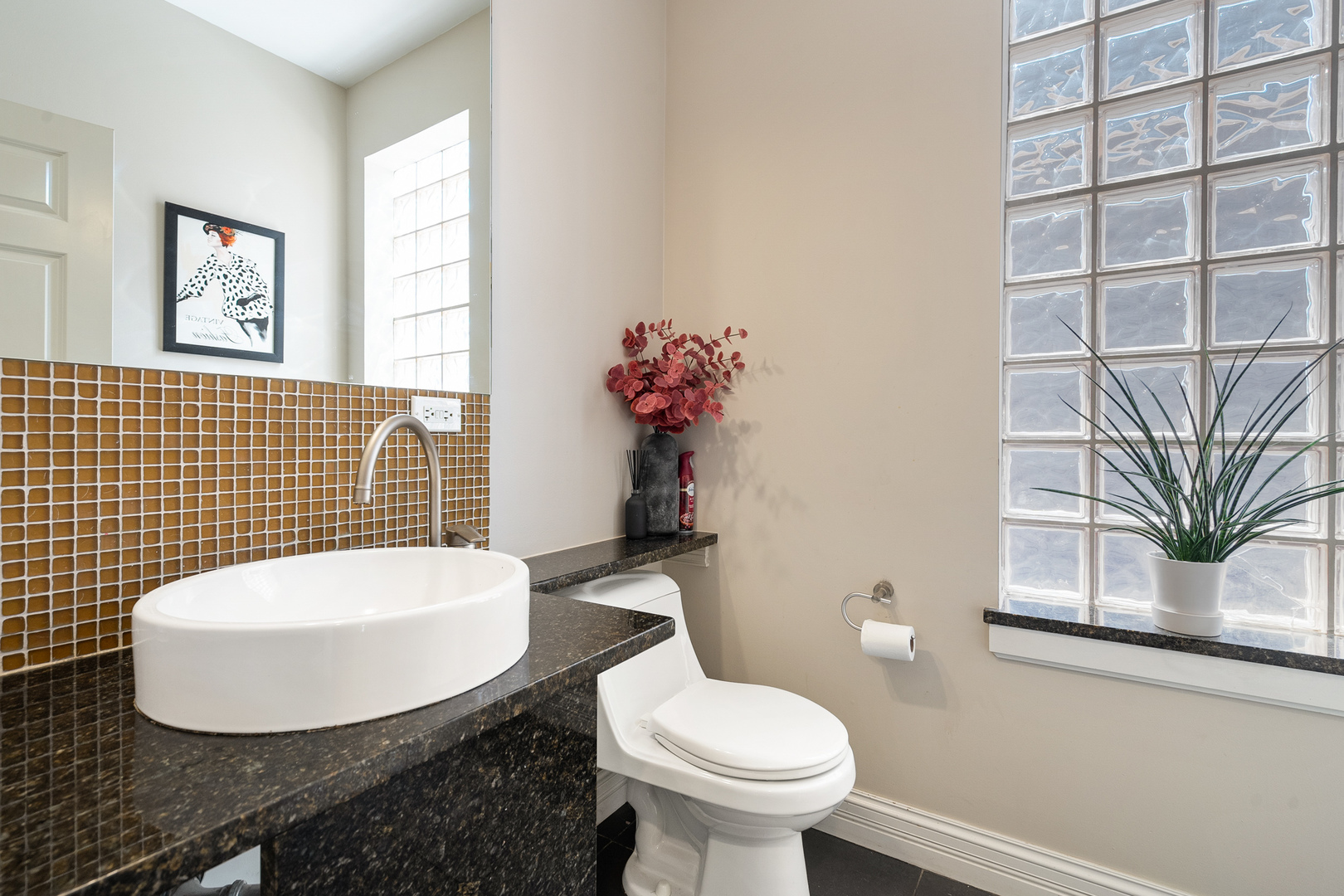 3638 N ODELL Avenue, Chicago, IL 60634