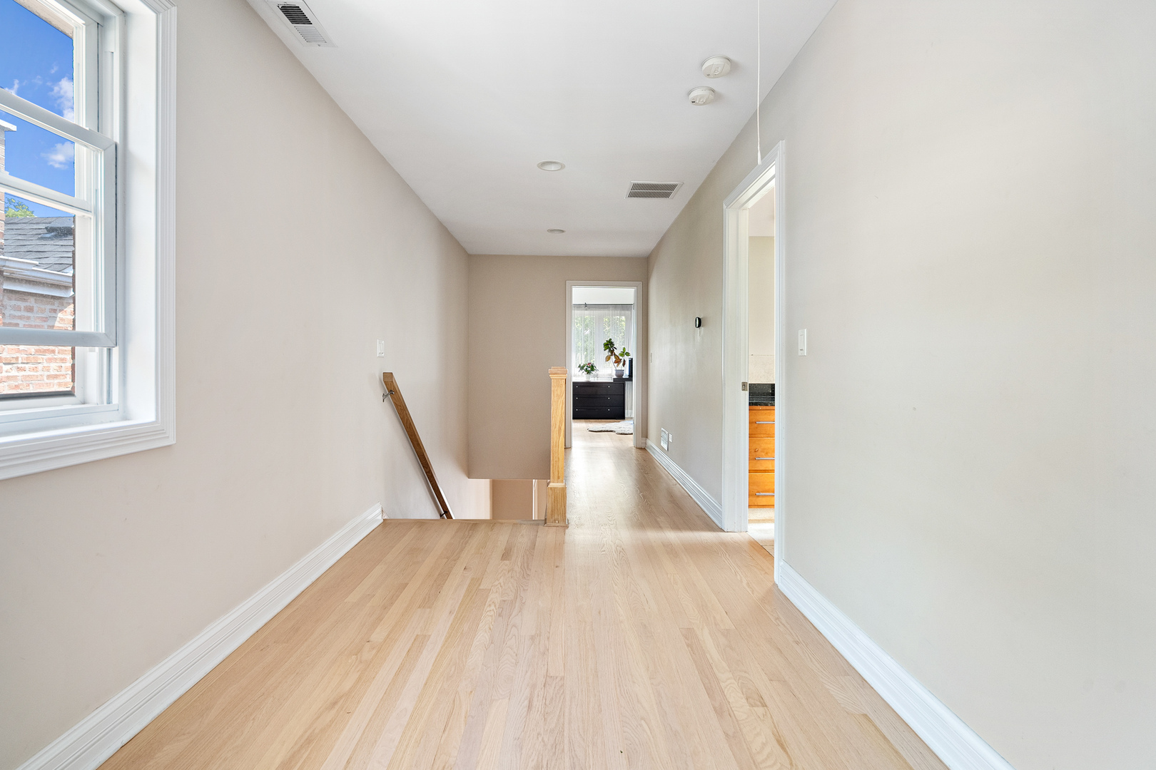 3638 N ODELL Avenue, Chicago, IL 60634