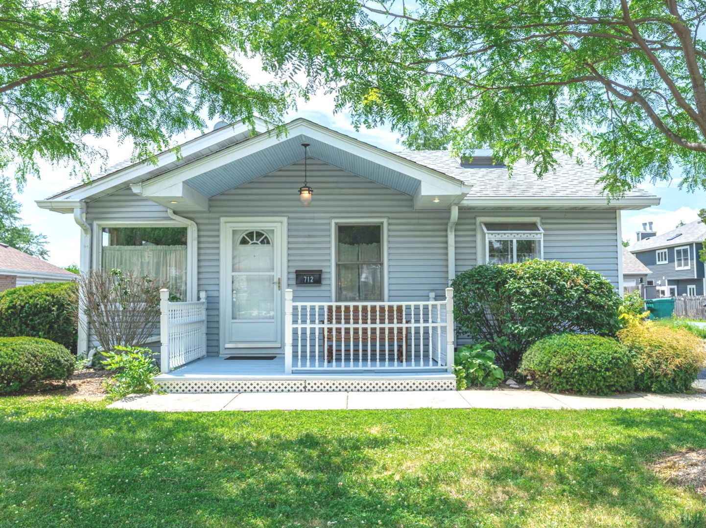 712 S Finley Road, Lombard, IL 60148