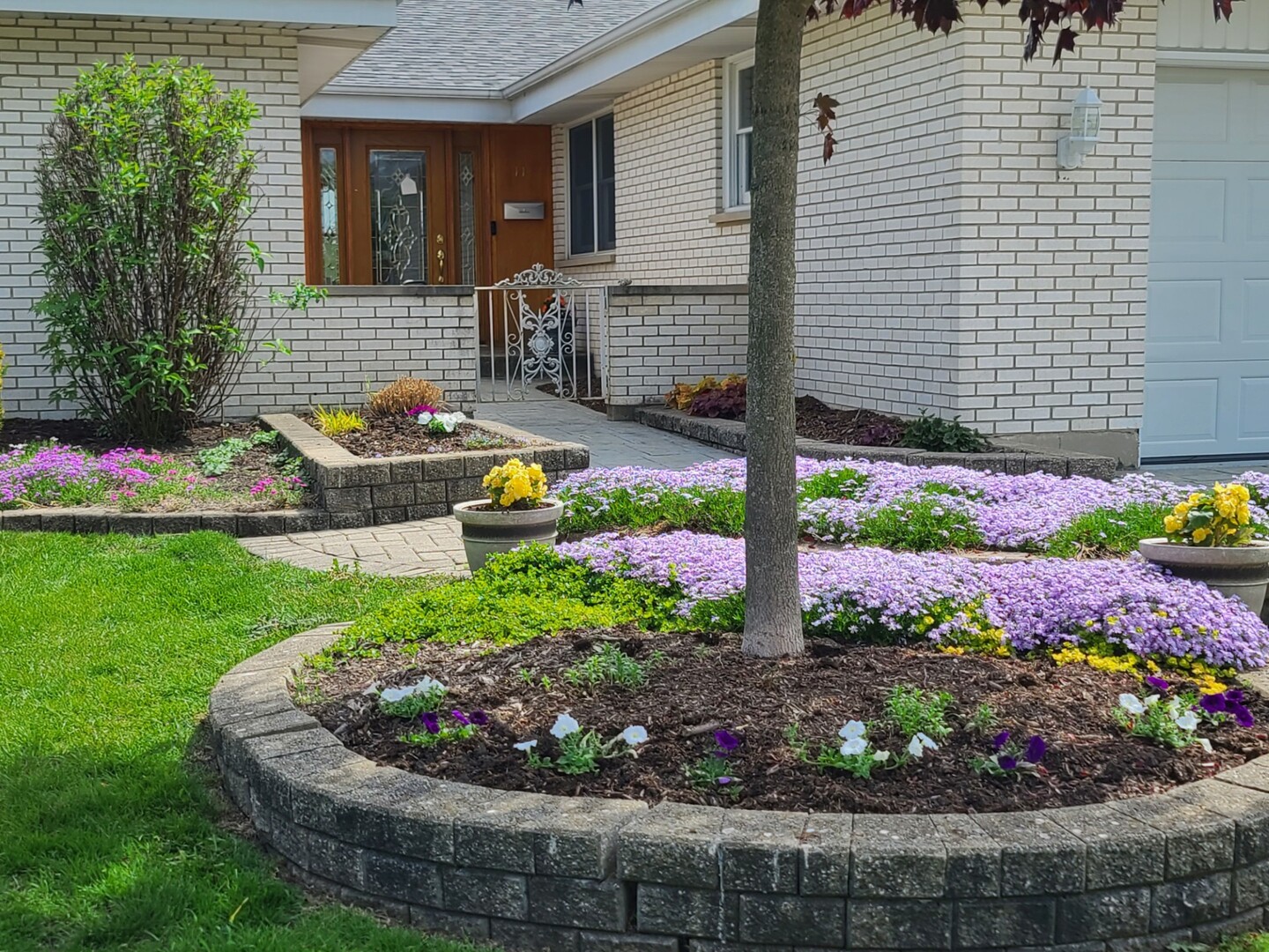 11 E Appletree Lane, Arlington Heights, IL 60004