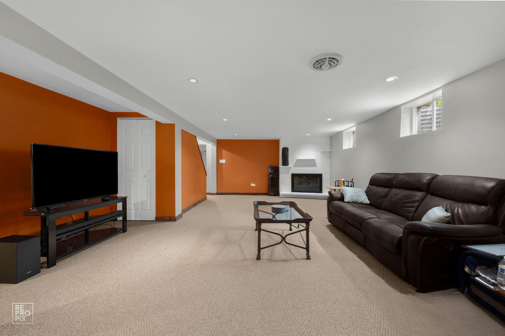 641 E Belmont Avenue, Addison, IL 60101