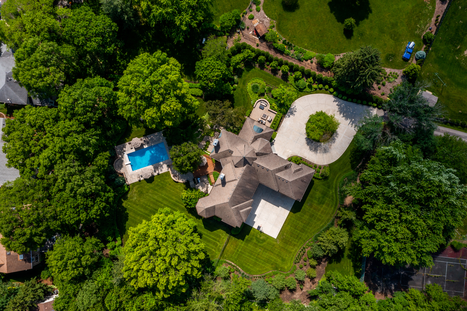 1091 Johnson Drive, Naperville, IL 60540