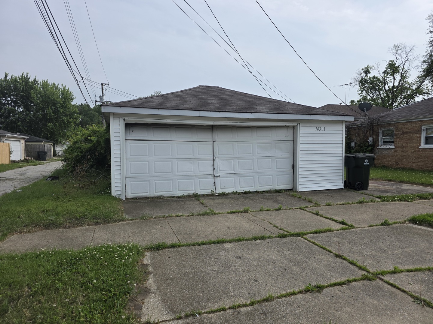 14301 Kimbark Avenue, Dolton, IL 60419