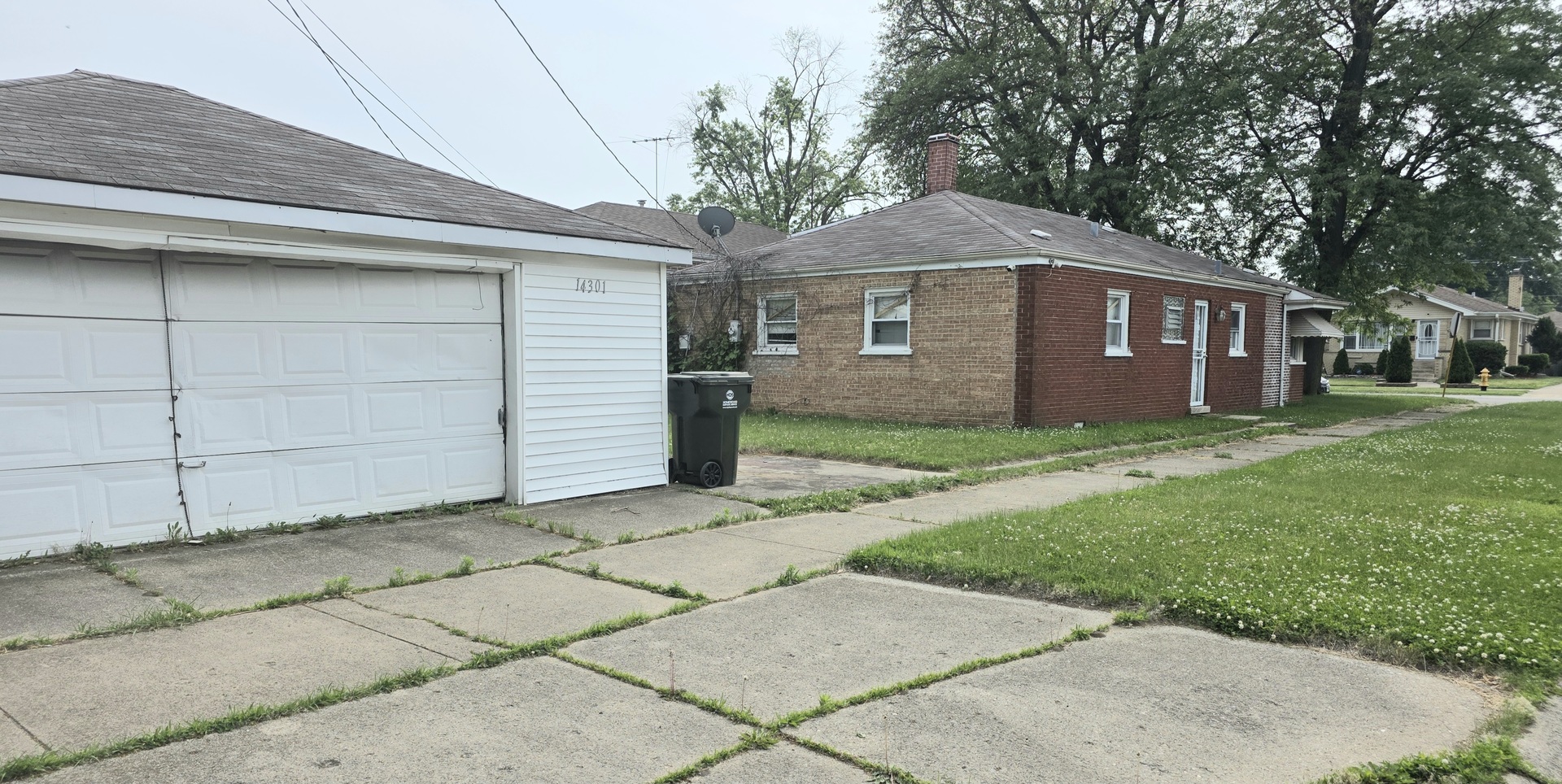 14301 Kimbark Avenue, Dolton, IL 60419