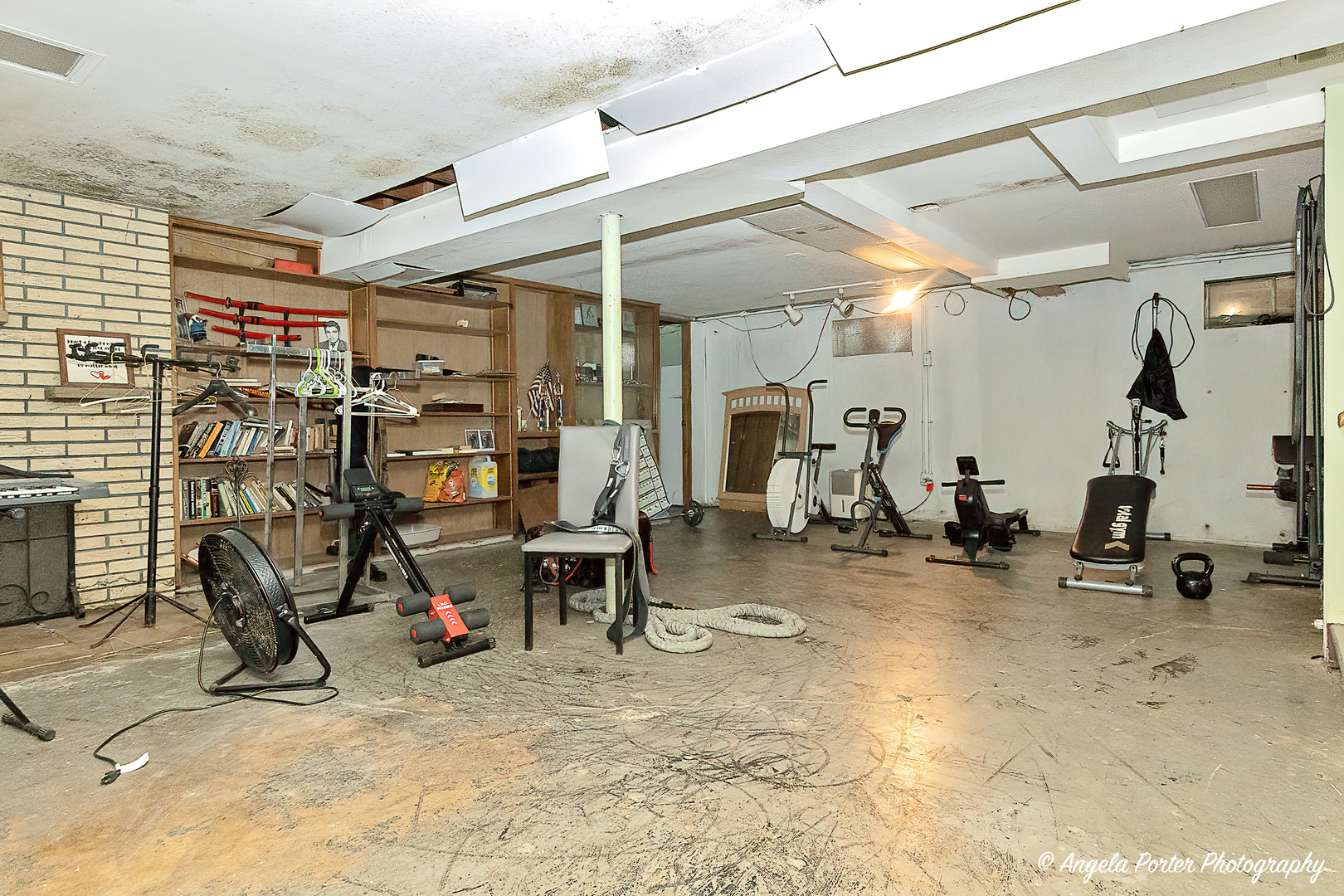 12977 W 9th Street, Zion, IL 60099