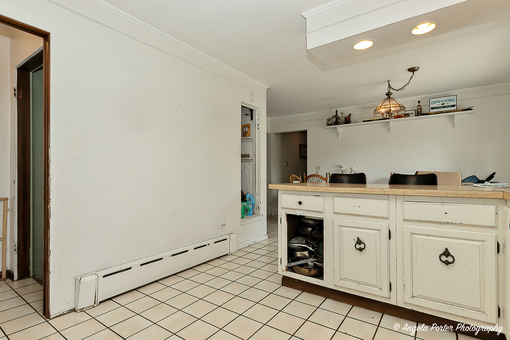 12977 W 9th Street, Zion, IL 60099