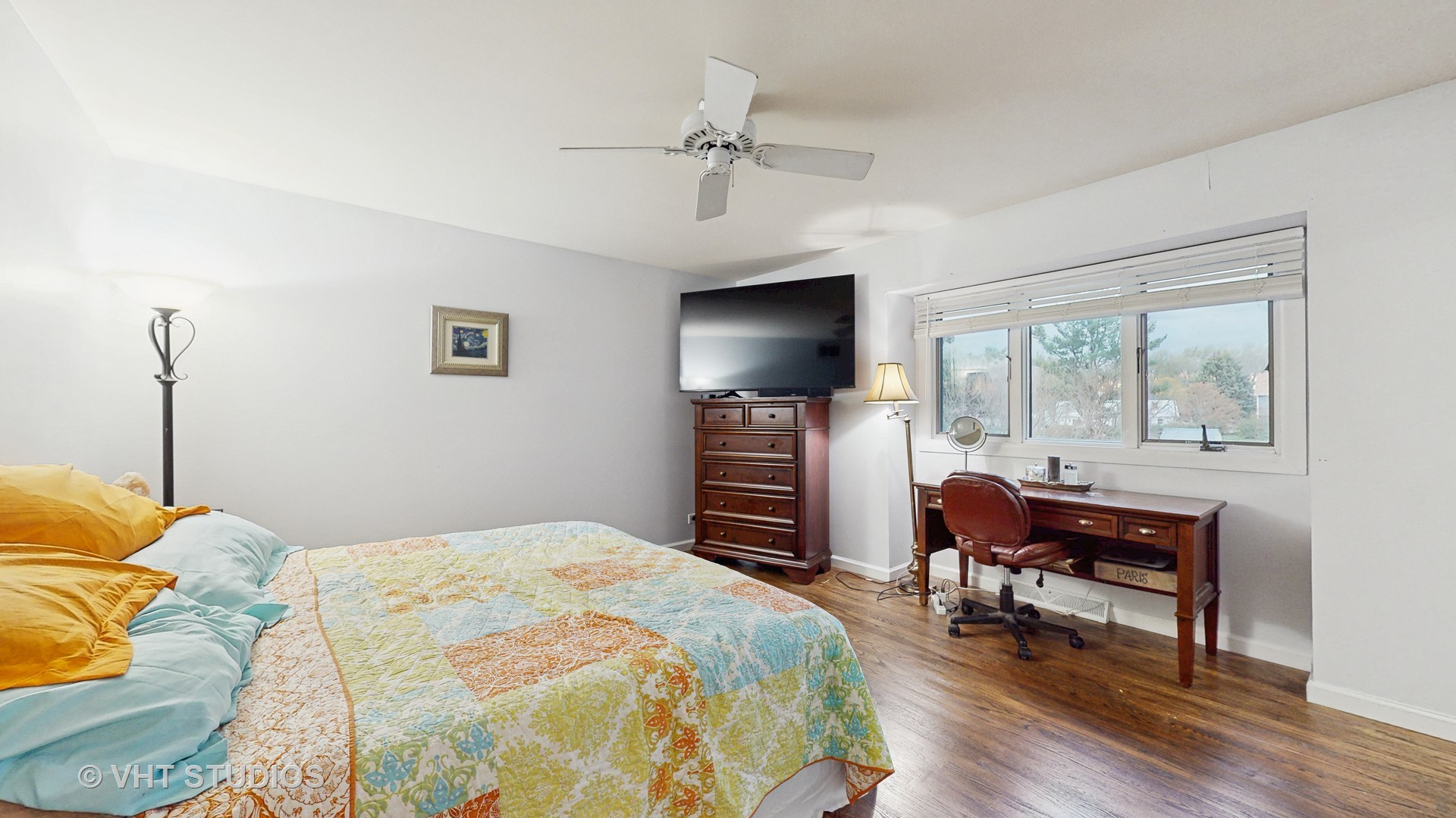 24452 W Blvd Dejohn, Naperville, IL 60564