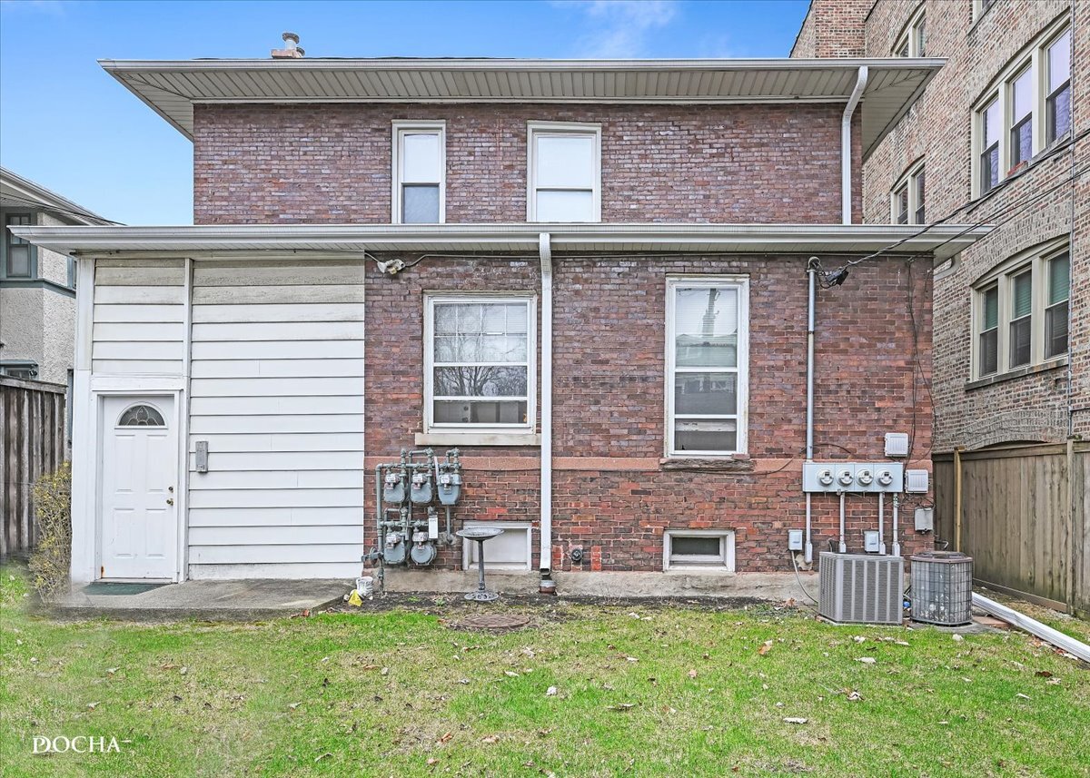 524 Washington Boulevard #1F, Oak Park, IL 60302