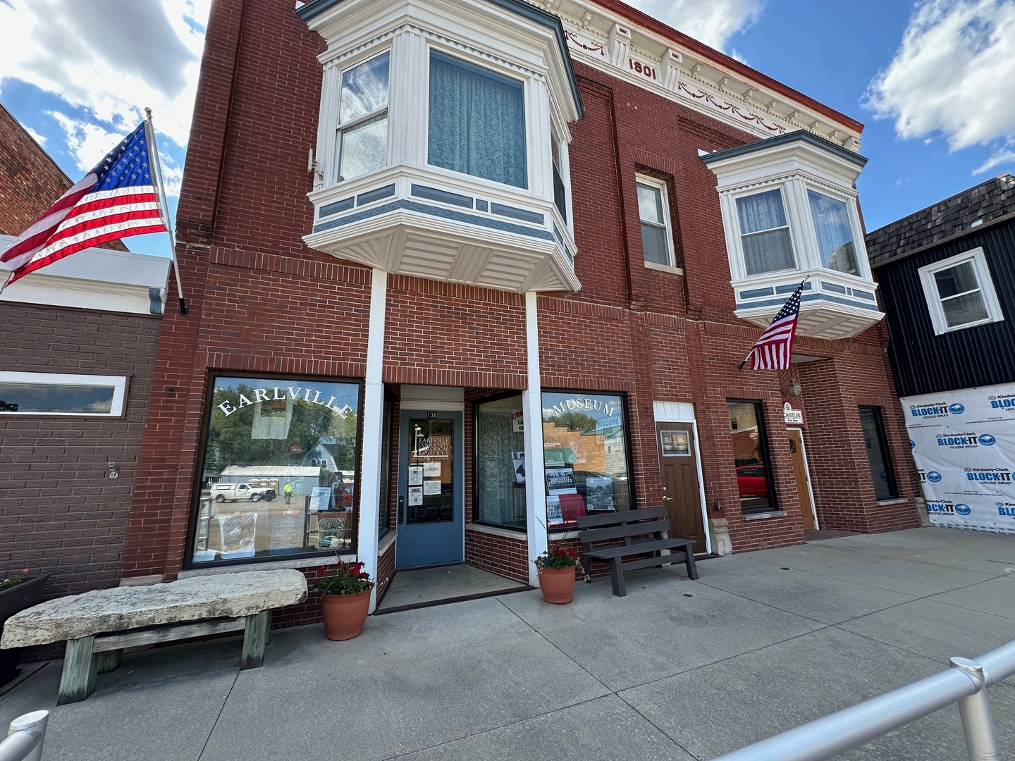 819 S Ottawa Street, Earlville, IL 60518