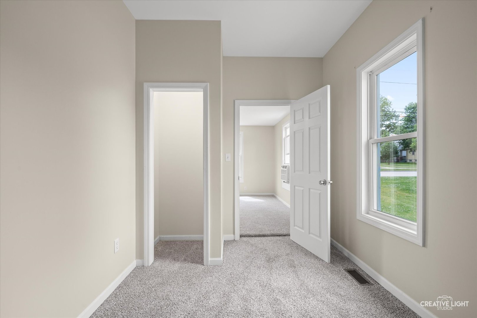 819 S Ottawa Street, Earlville, IL 60518