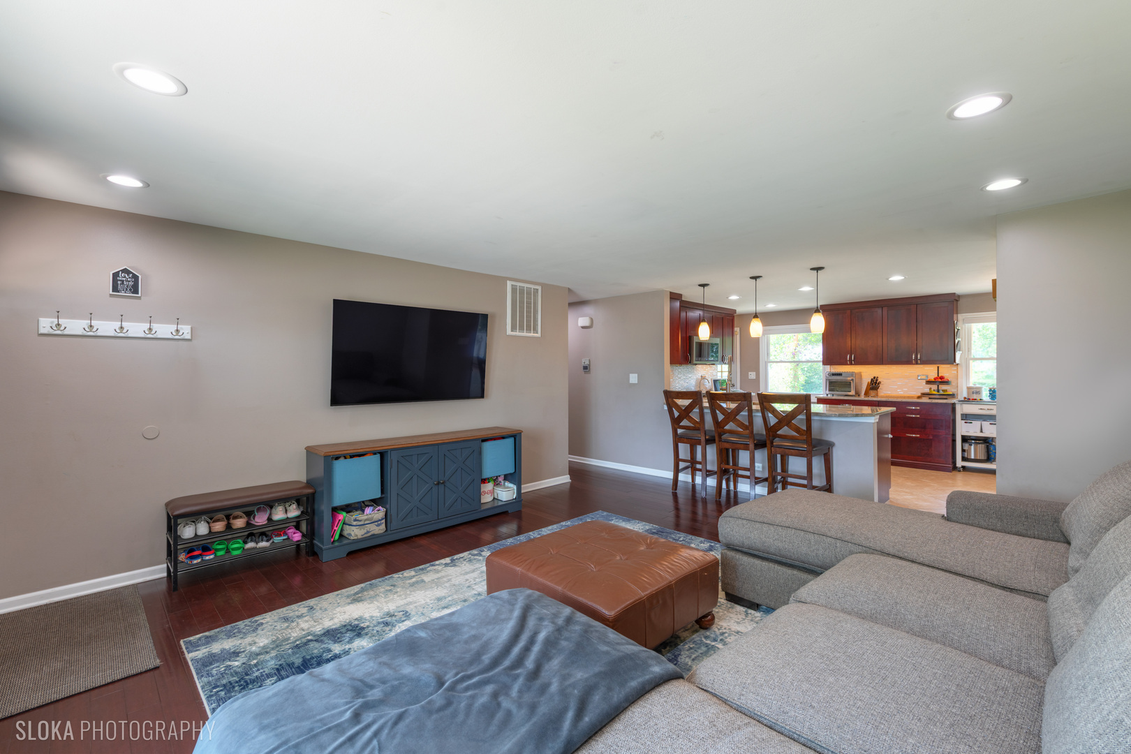 106 Grand Central Lane, Schaumburg, IL 60193
