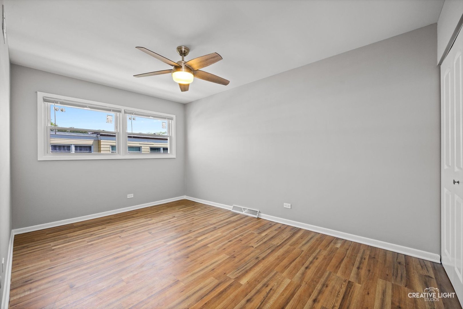 8933 N Washington Street #D, Niles, IL 60714