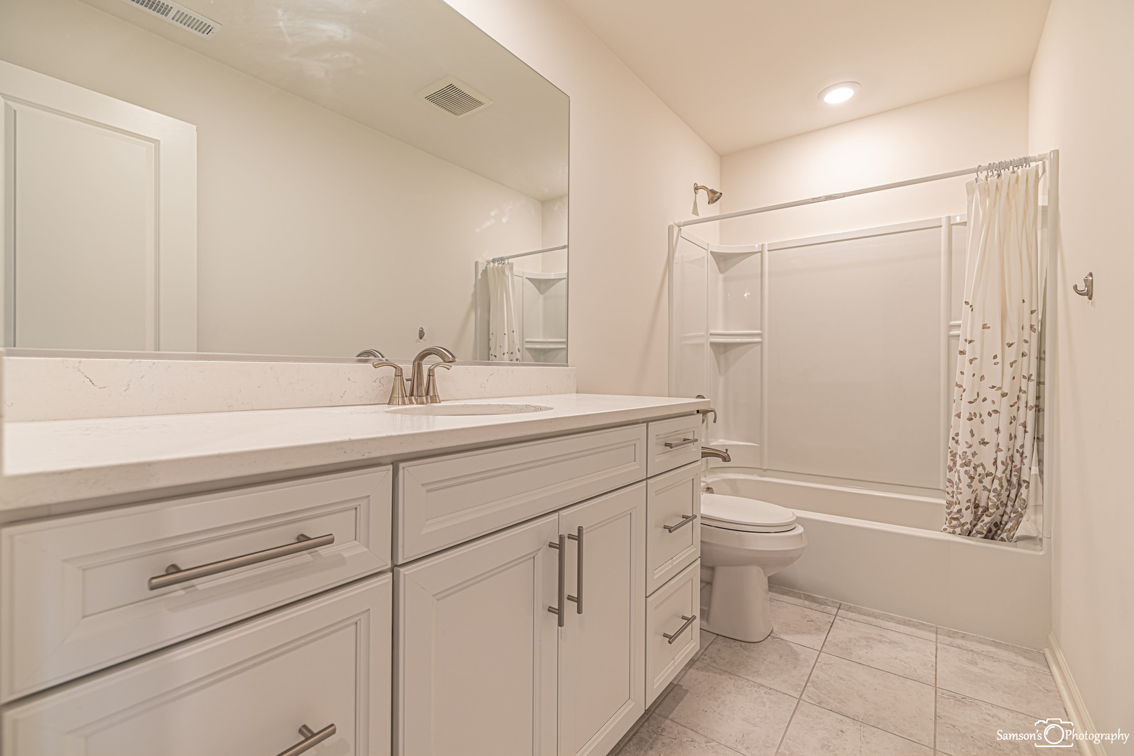 2856 Kessler Drive, Mundelein, IL 60060