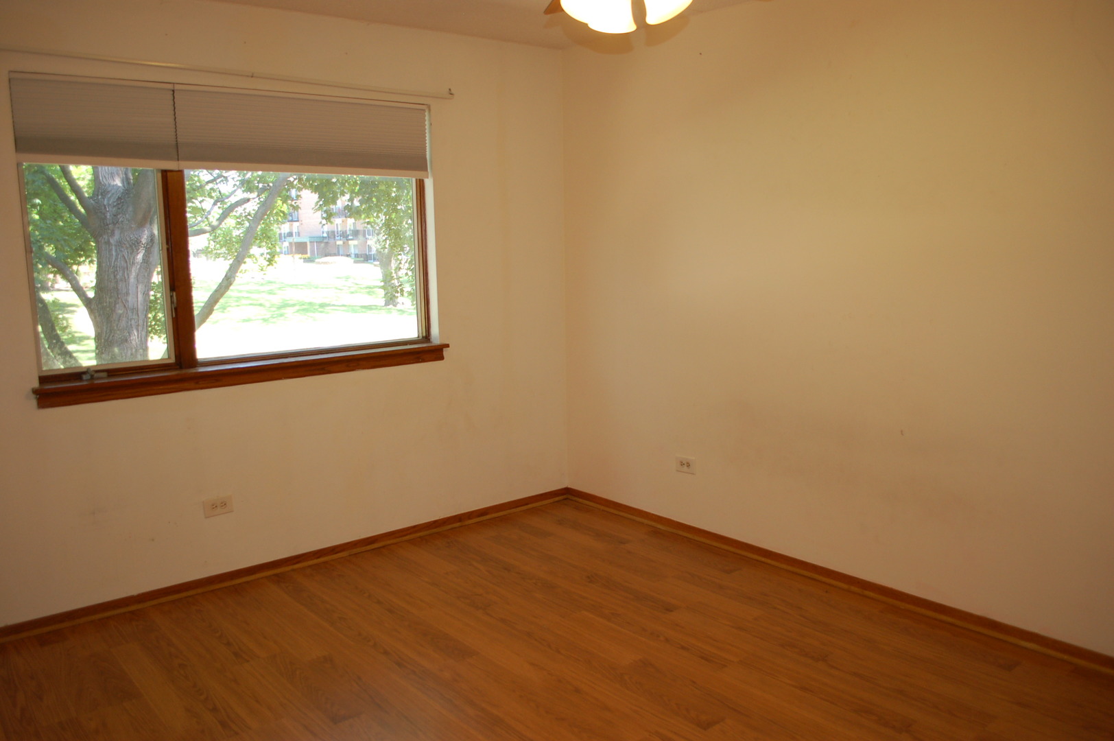 5S070 PEBBLEWOOD Lane #G-7, Naperville, IL 60563