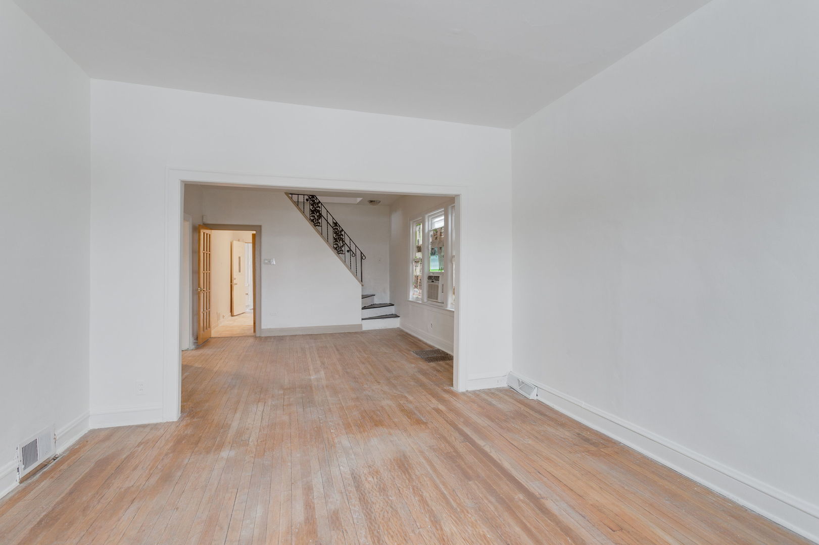 1404 W 97th Street, Chicago, IL 60643