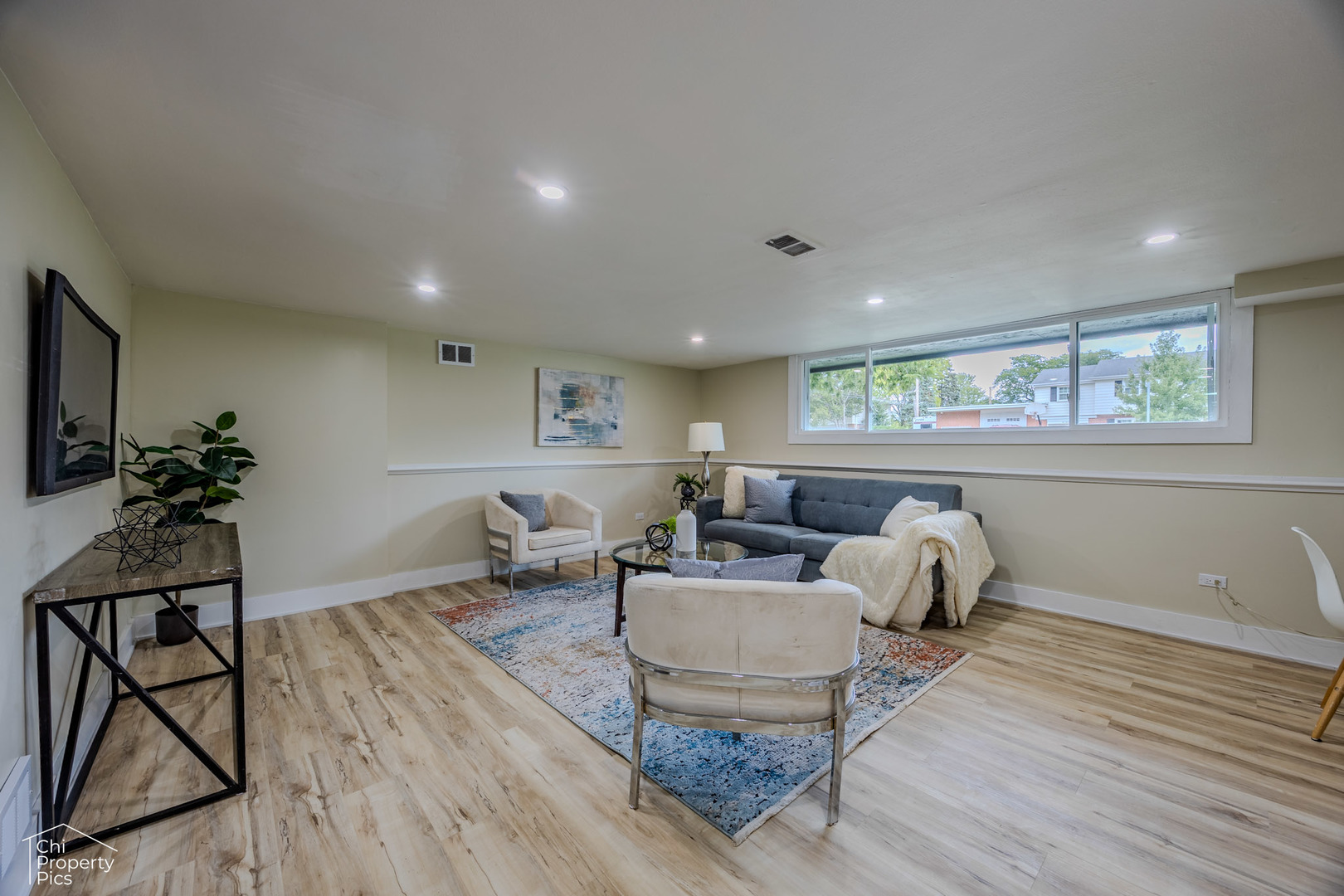 980 Marshall Drive, Des Plaines, IL 60016