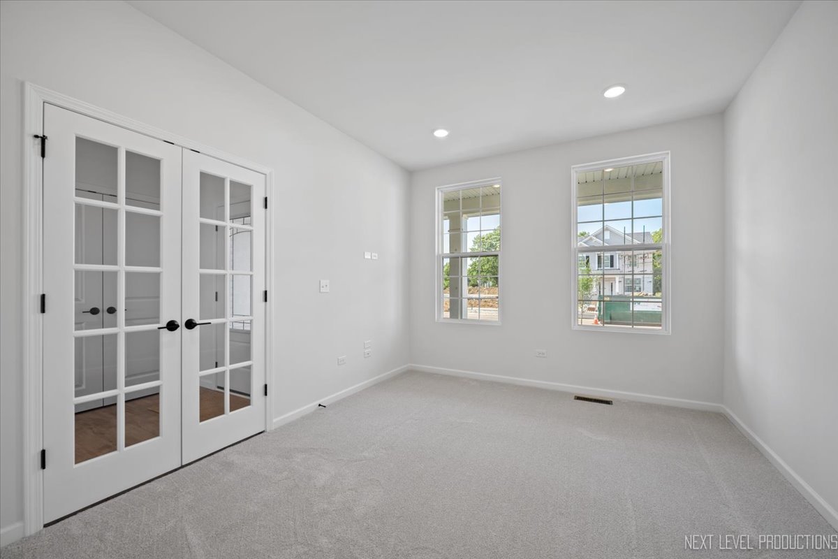 2308 Lawlor Lane, Naperville, IL 60564