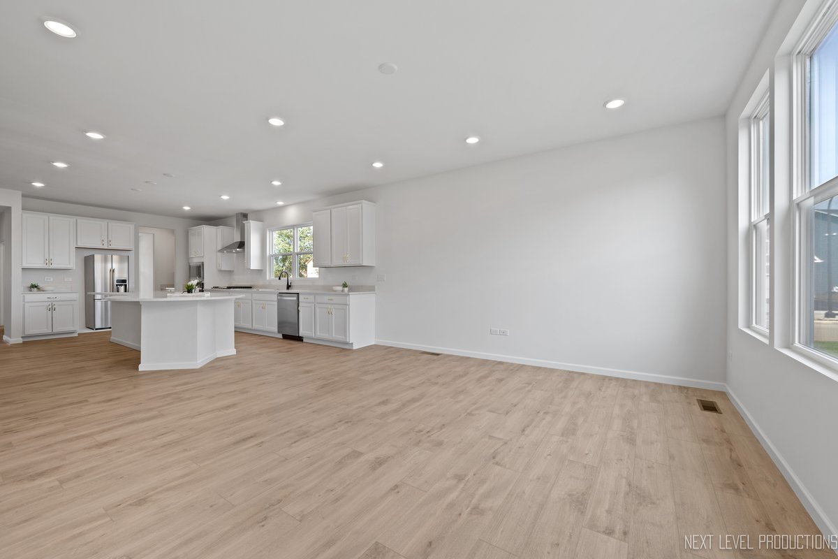 2308 Lawlor Lane, Naperville, IL 60564