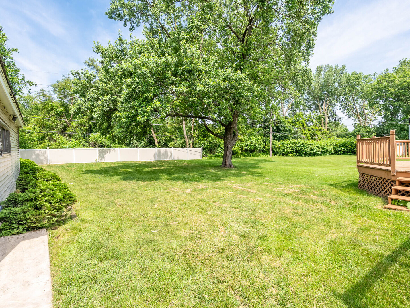 566 Glendale Avenue, Wheaton, IL 60137
