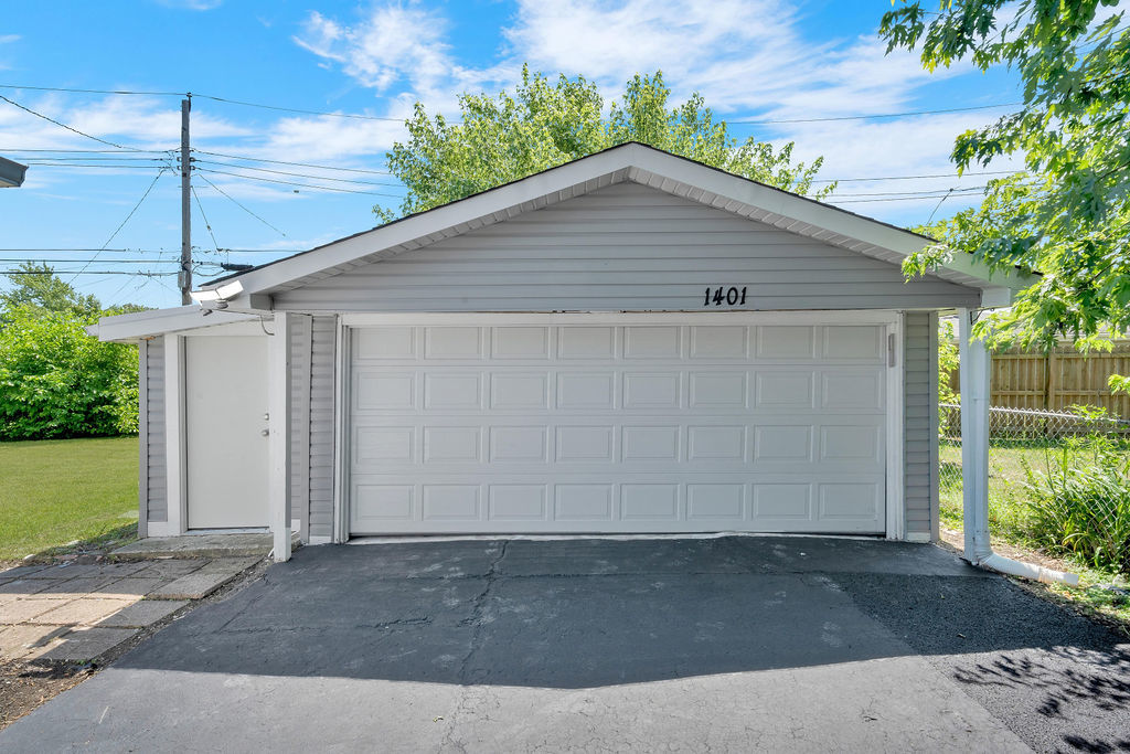 1401 Stanley Boulevard, Calumet City, IL 60409
