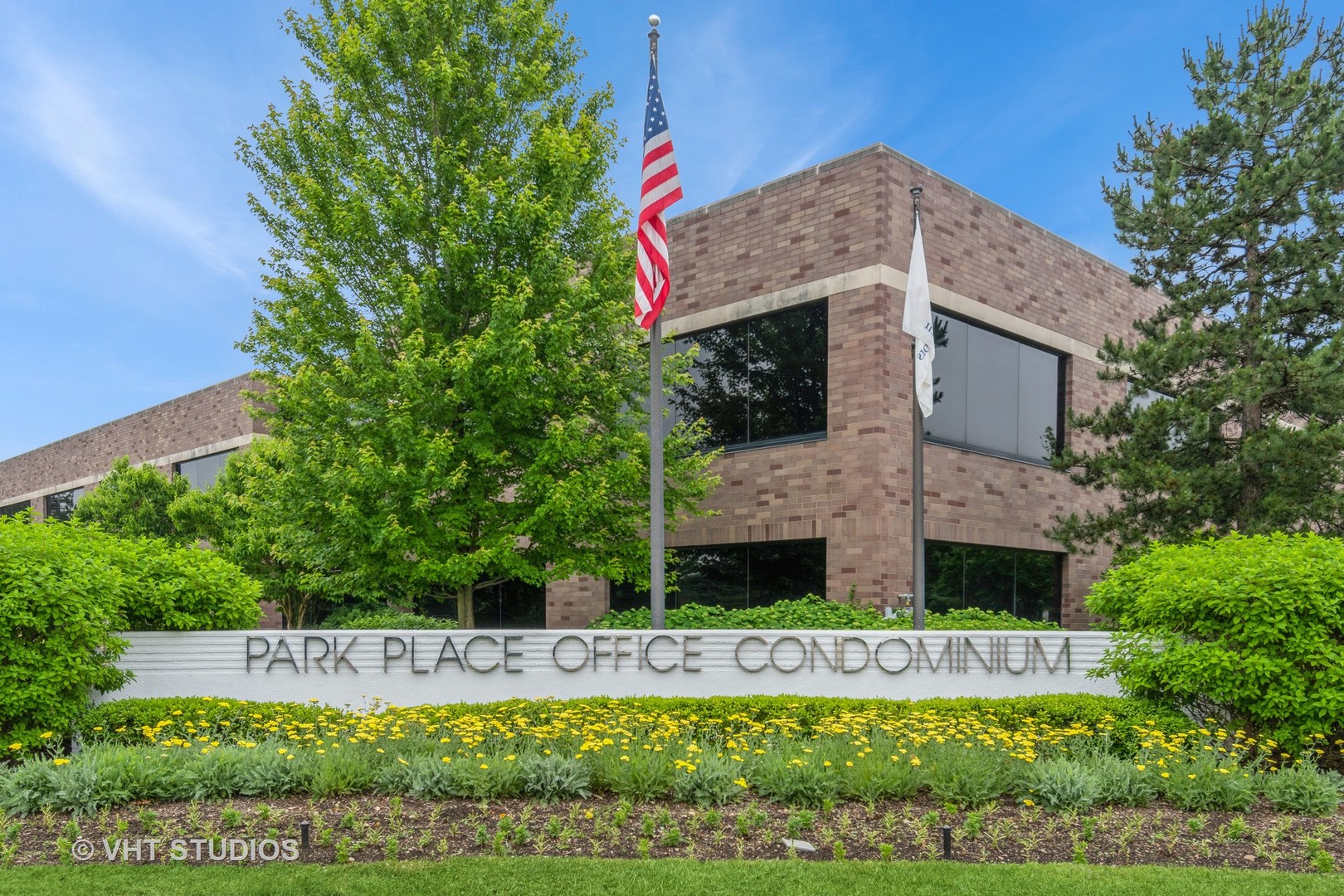 1700 Park Street #101, Naperville, IL 60563