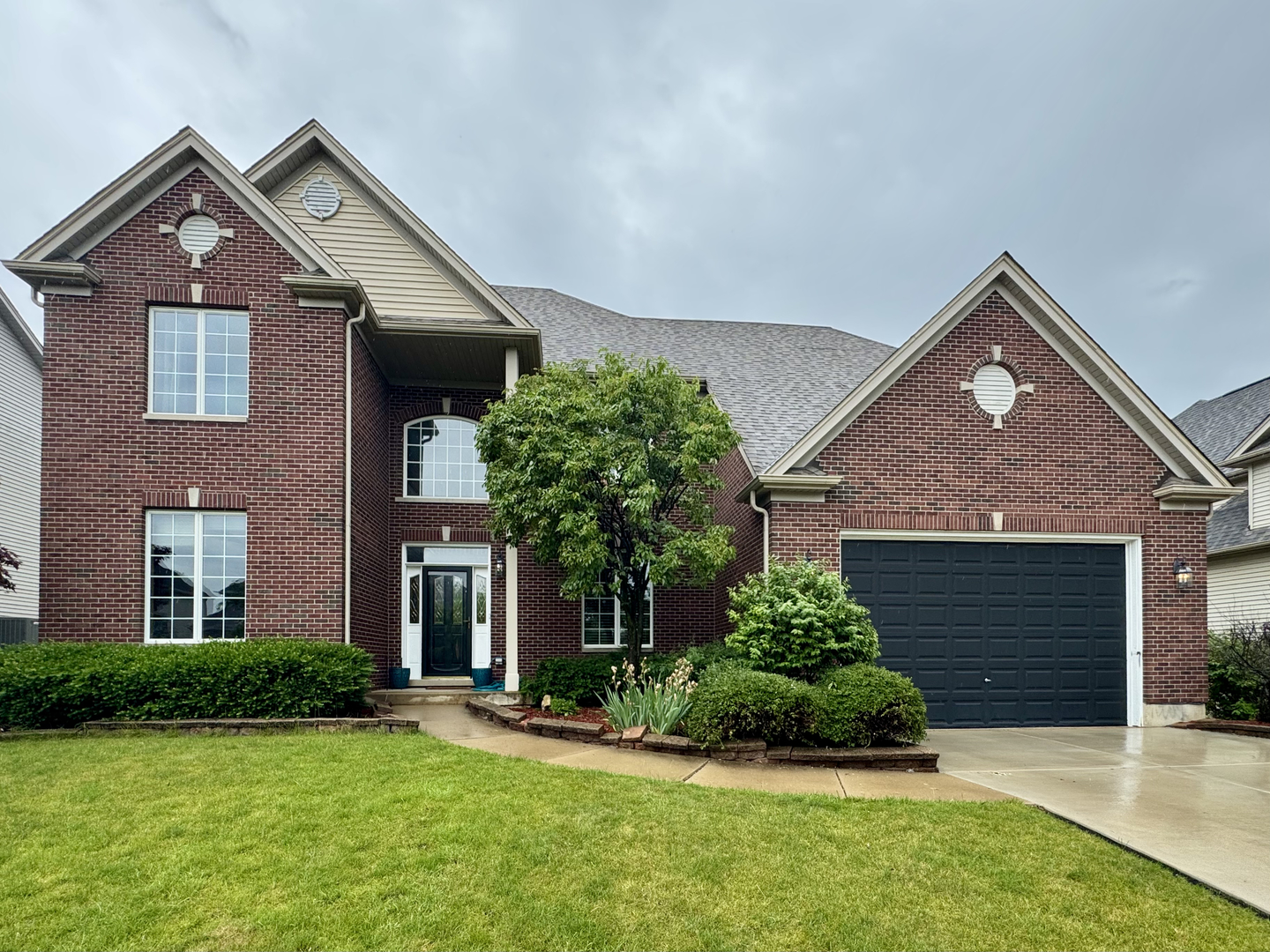 847 Sunrise Drive, South Elgin, IL 60177