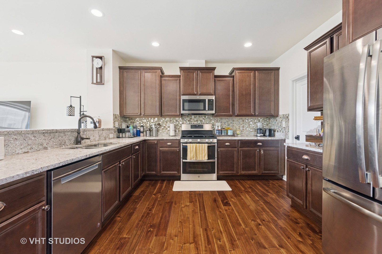 85 Marcel Lane, Schaumburg, IL 60194