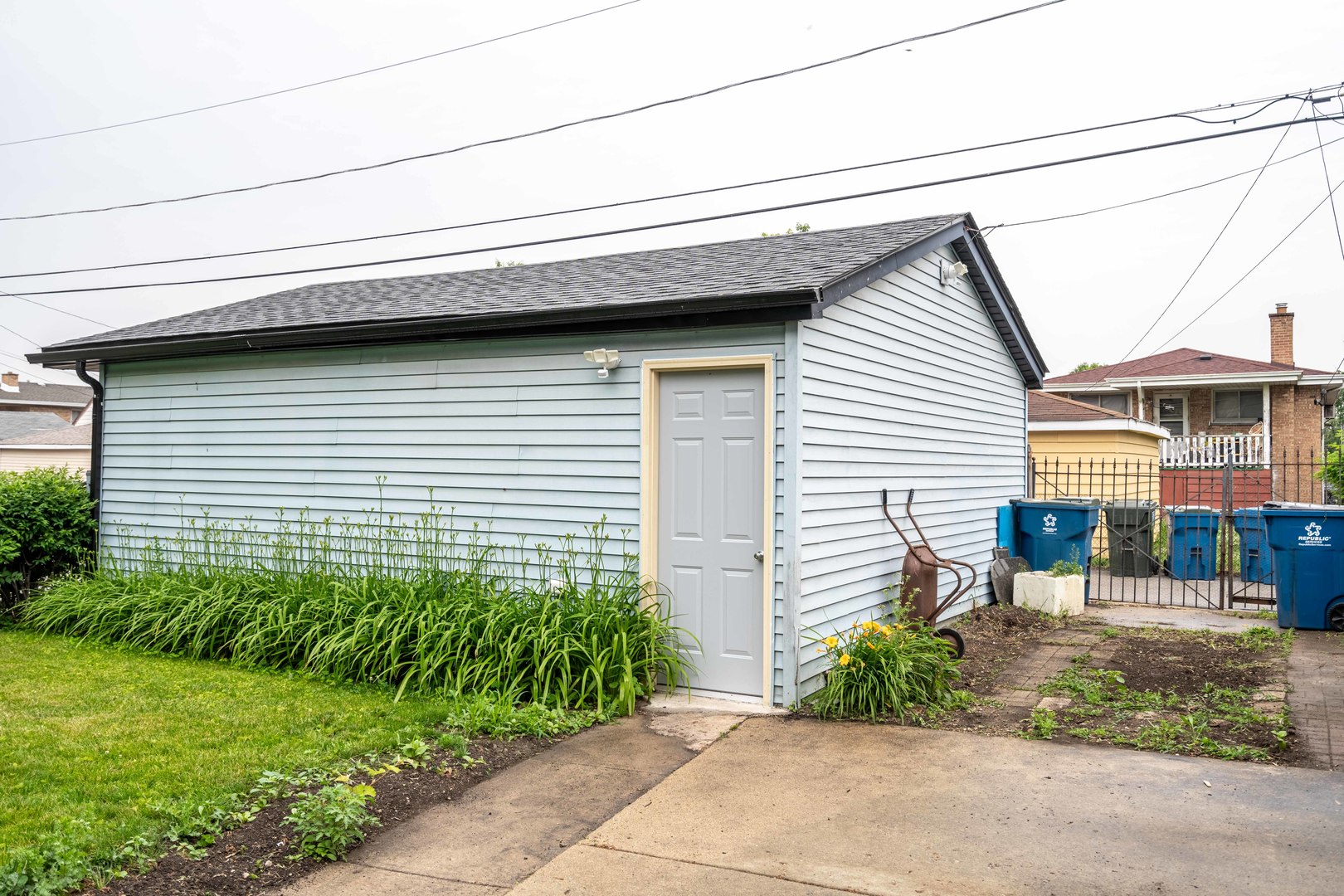 1745 N 40th Avenue, Stone Park, IL 60165