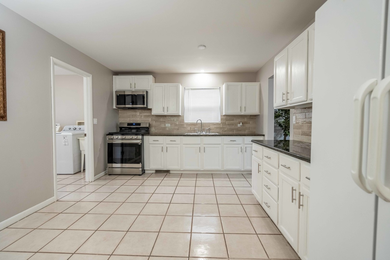 1745 N 40th Avenue, Stone Park, IL 60165
